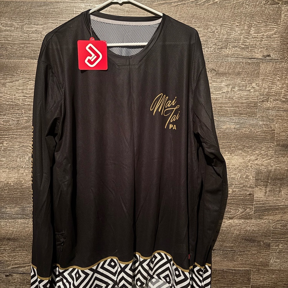 NWT Alvarado Street Brewery mountain bike Jersey